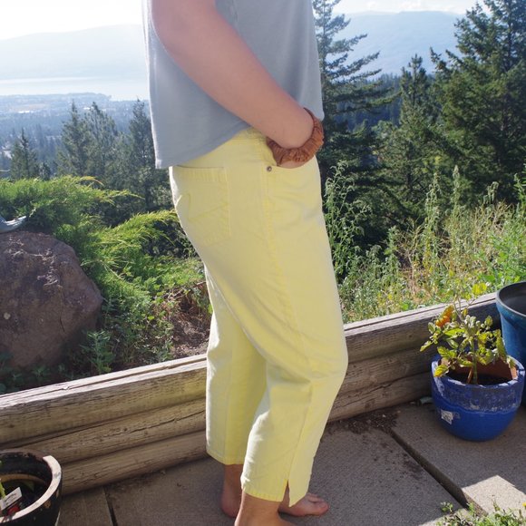 Yellow Capri Summer Pants Taiifun Collection Stretch - Picture 2 of 8